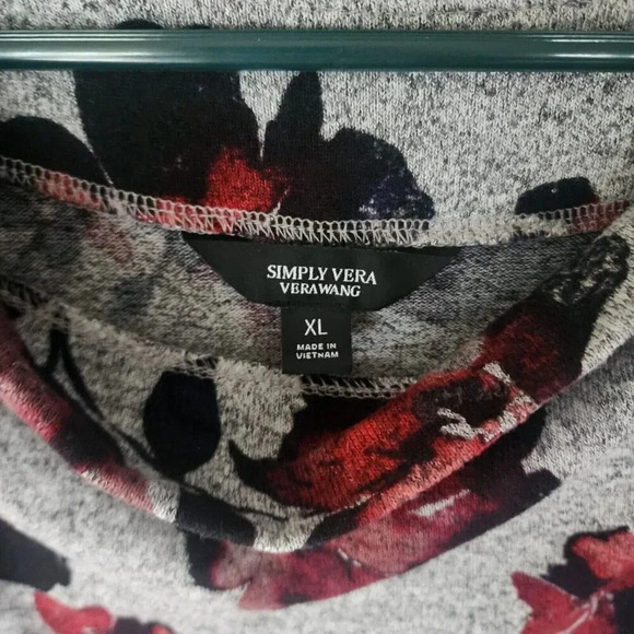 Simply Vera Vera Wang Top Size XL Gray Floral V-Neck Asymmetrical Long Sleeve - Picture 7 of 10